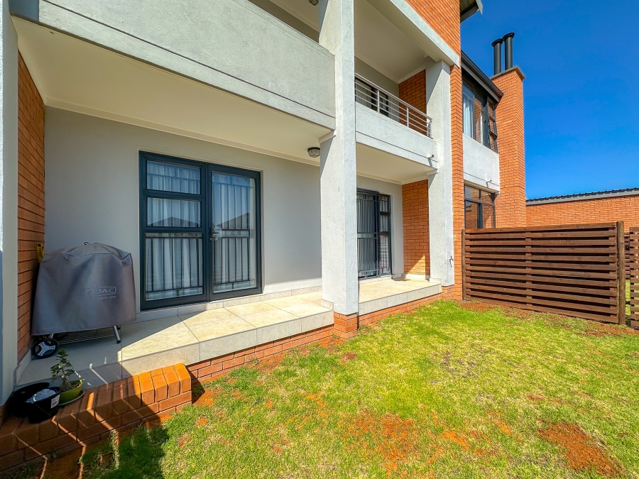 1 Bedroom Property for Sale in Golden Fields Estate Gauteng