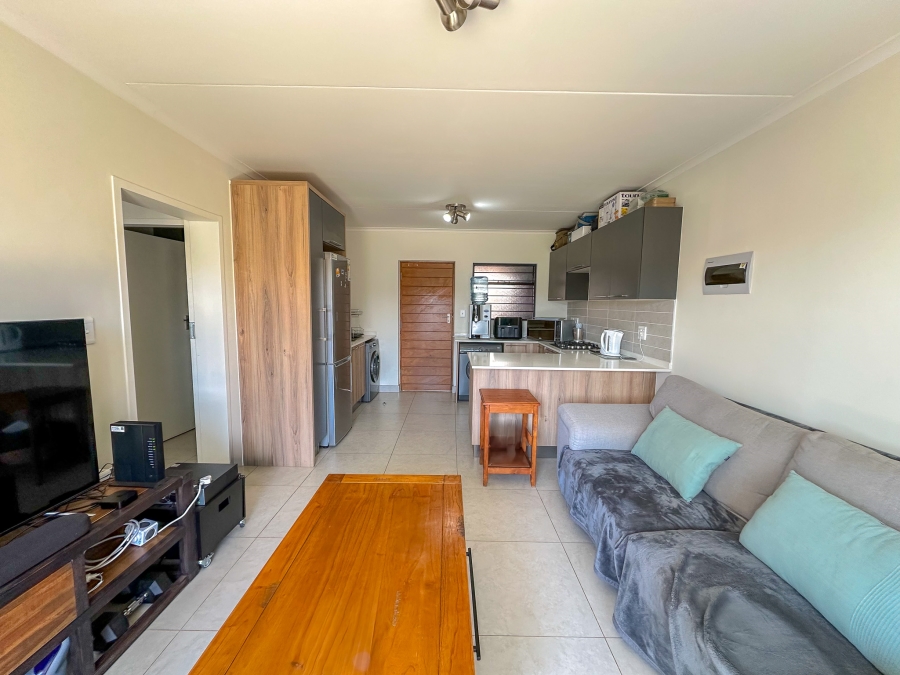 1 Bedroom Property for Sale in Golden Fields Estate Gauteng