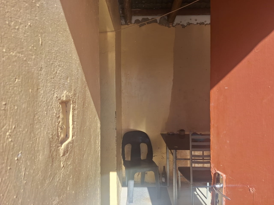 2 Bedroom Property for Sale in Soshanguve V Gauteng