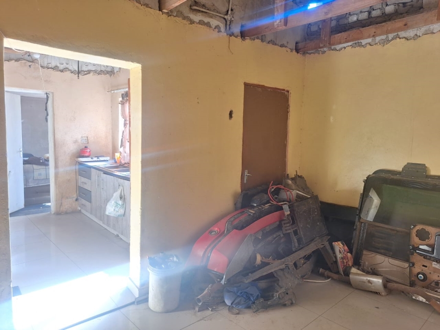 2 Bedroom Property for Sale in Soshanguve V Gauteng