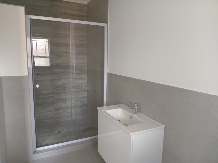 To Let 3 Bedroom Property for Rent in Radiokop Gauteng