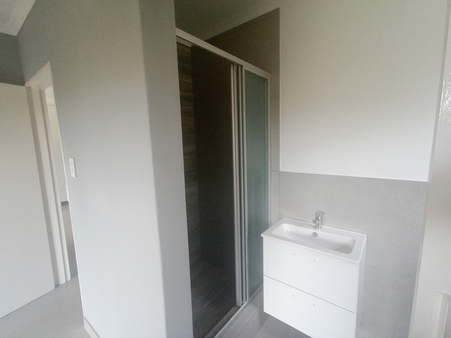 To Let 3 Bedroom Property for Rent in Radiokop Gauteng