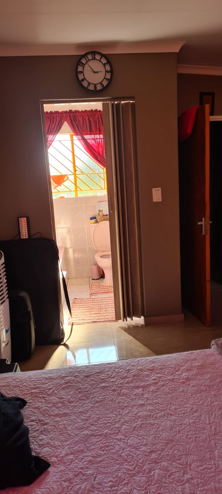 6 Bedroom Property for Sale in Eersterust Gauteng