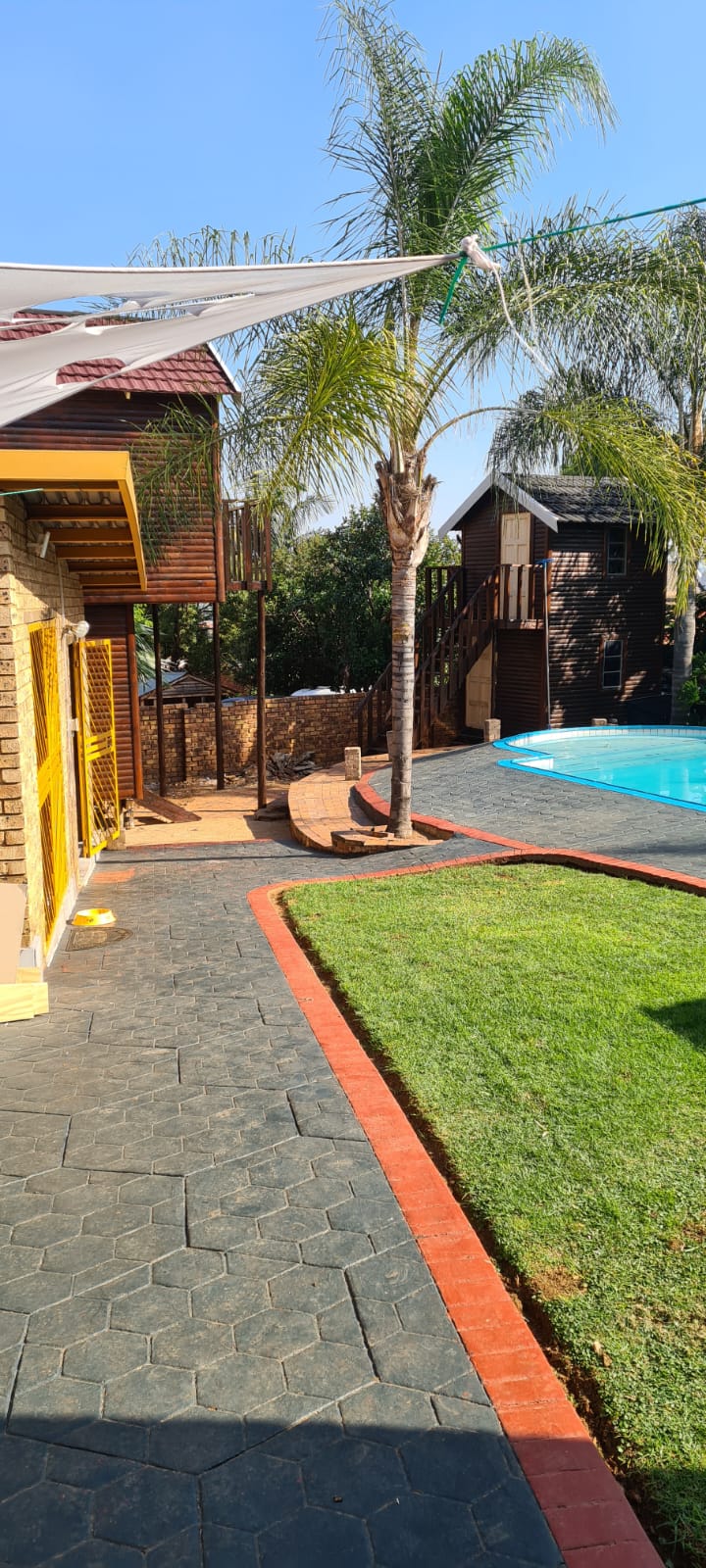 6 Bedroom Property for Sale in Eersterust Gauteng