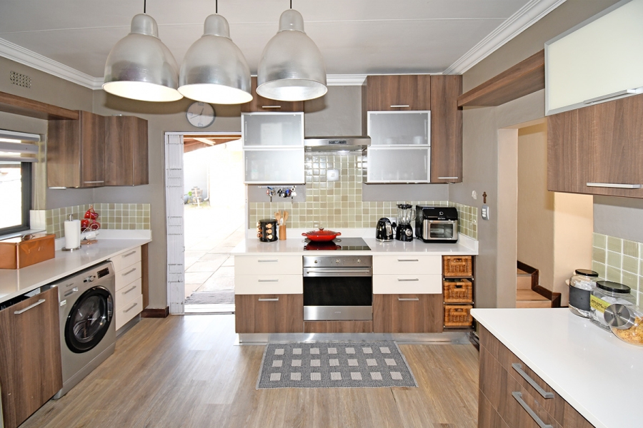 4 Bedroom Property for Sale in Olivedale Gauteng