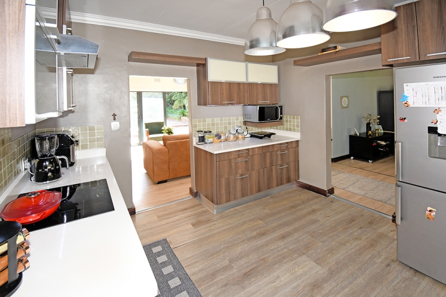 4 Bedroom Property for Sale in Olivedale Gauteng
