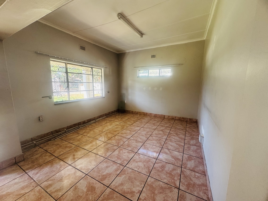 3 Bedroom Property for Sale in Gezina Gauteng