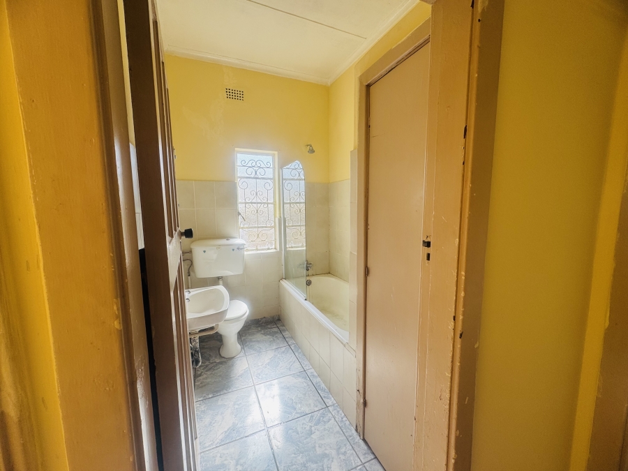 3 Bedroom Property for Sale in Gezina Gauteng