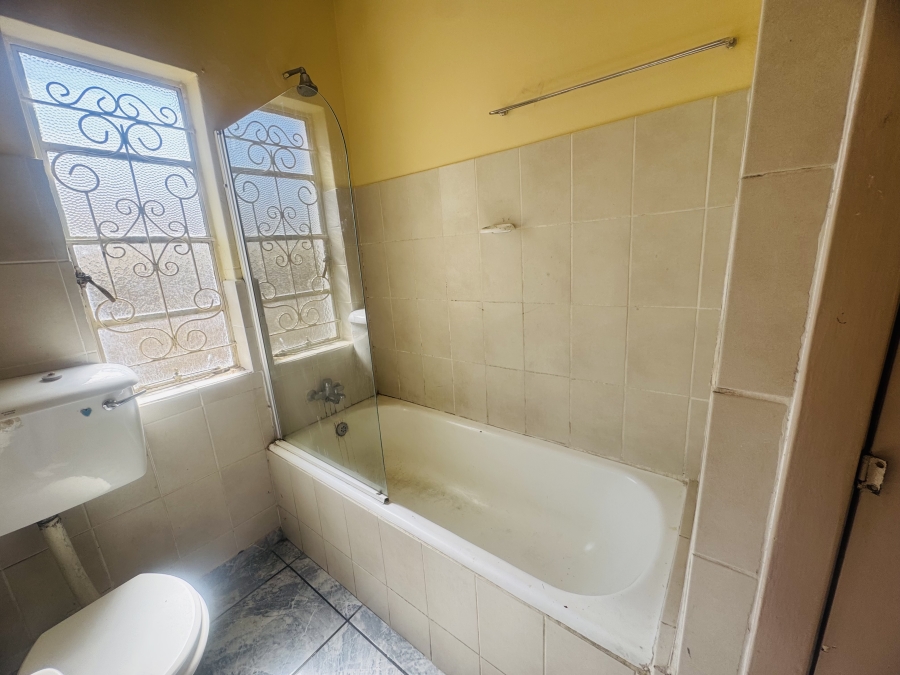 3 Bedroom Property for Sale in Gezina Gauteng