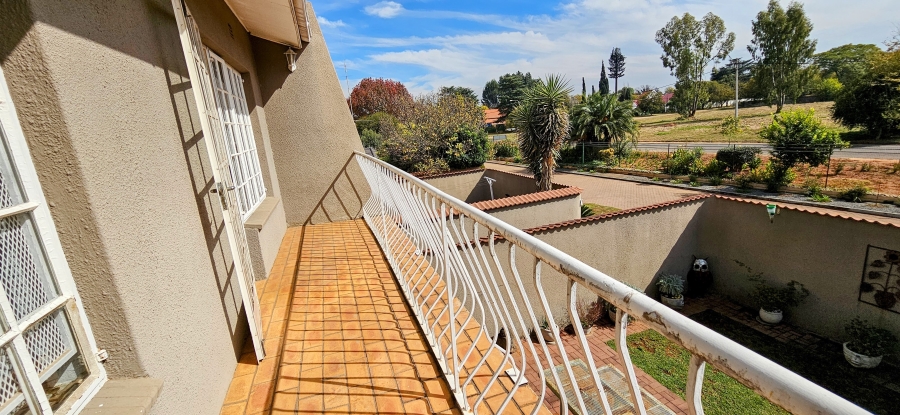3 Bedroom Property for Sale in Three Rivers Proper Gauteng