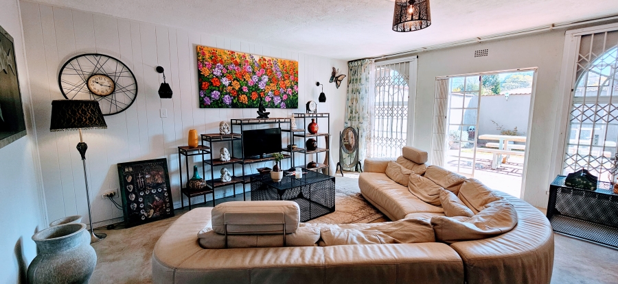 3 Bedroom Property for Sale in Three Rivers Proper Gauteng
