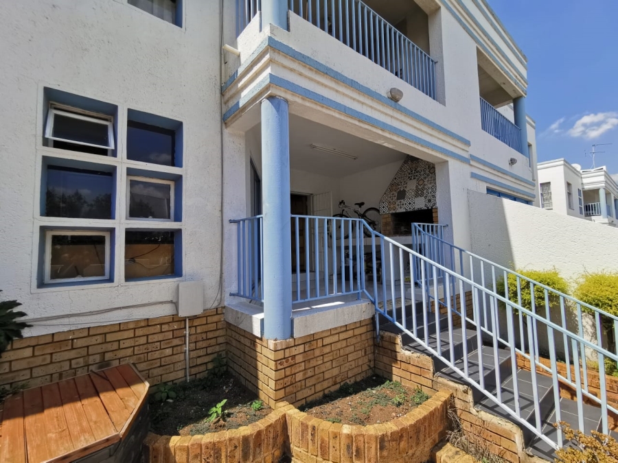 To Let 2 Bedroom Property for Rent in Elandshaven Gauteng