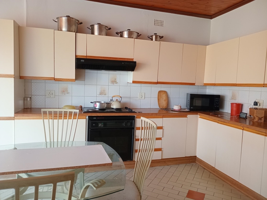 To Let 3 Bedroom Property for Rent in Kew Gauteng