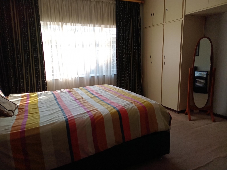 To Let 3 Bedroom Property for Rent in Kew Gauteng