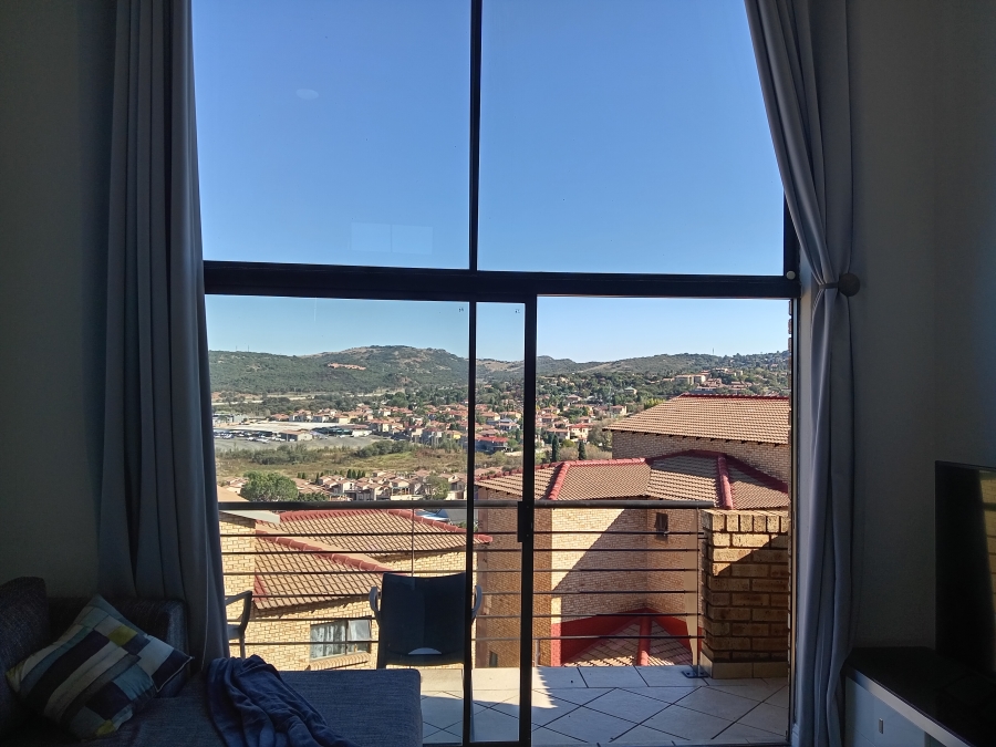1 Bedroom Property for Sale in Mulbarton Gauteng
