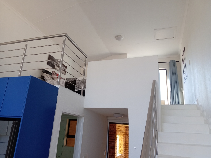 1 Bedroom Property for Sale in Mulbarton Gauteng