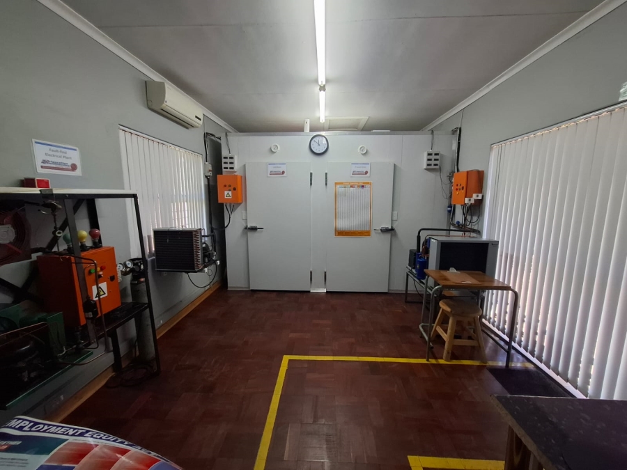 Commercial Property for Sale in Three Rivers Gauteng