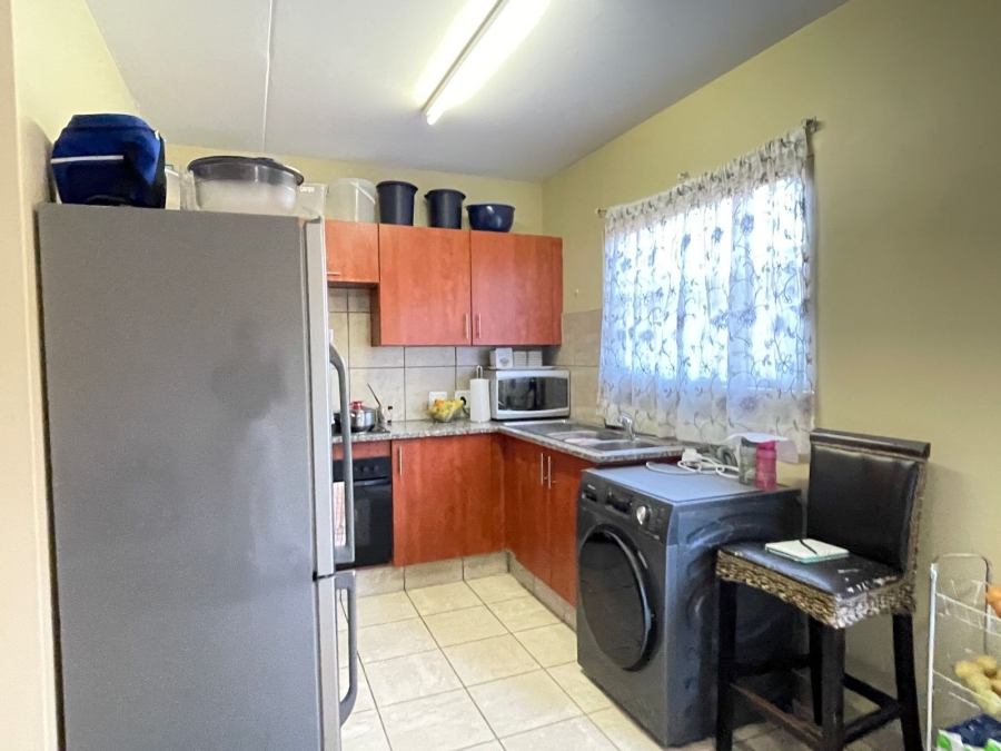 3 Bedroom Property for Sale in Annlin Gauteng