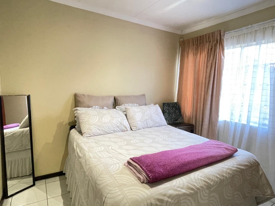 3 Bedroom Property for Sale in Annlin Gauteng
