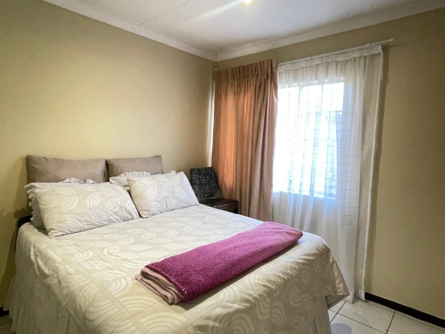 3 Bedroom Property for Sale in Annlin Gauteng