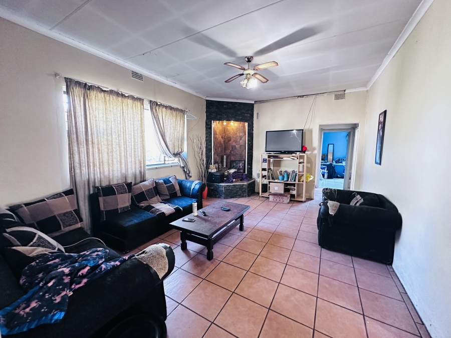 3 Bedroom Property for Sale in Brakpan Central Gauteng