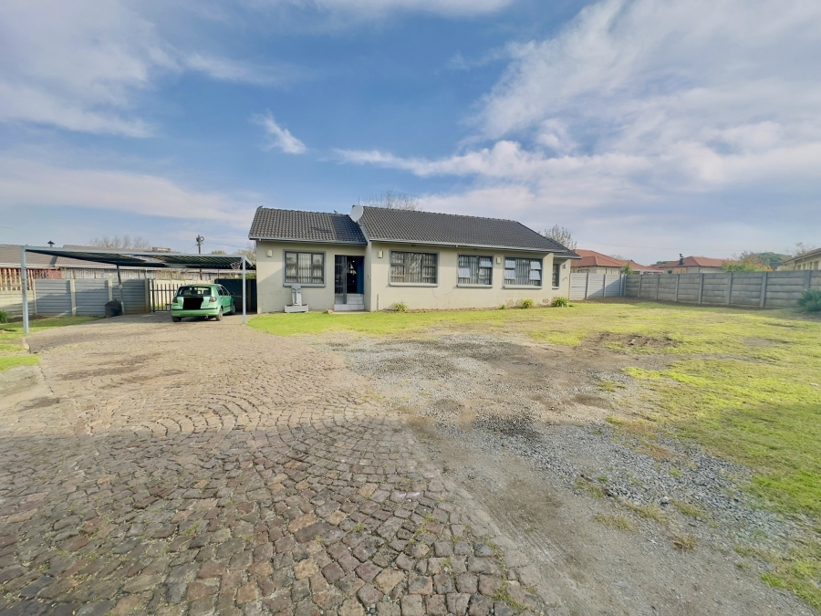 3 Bedroom Property for Sale in Sharon Park Gauteng