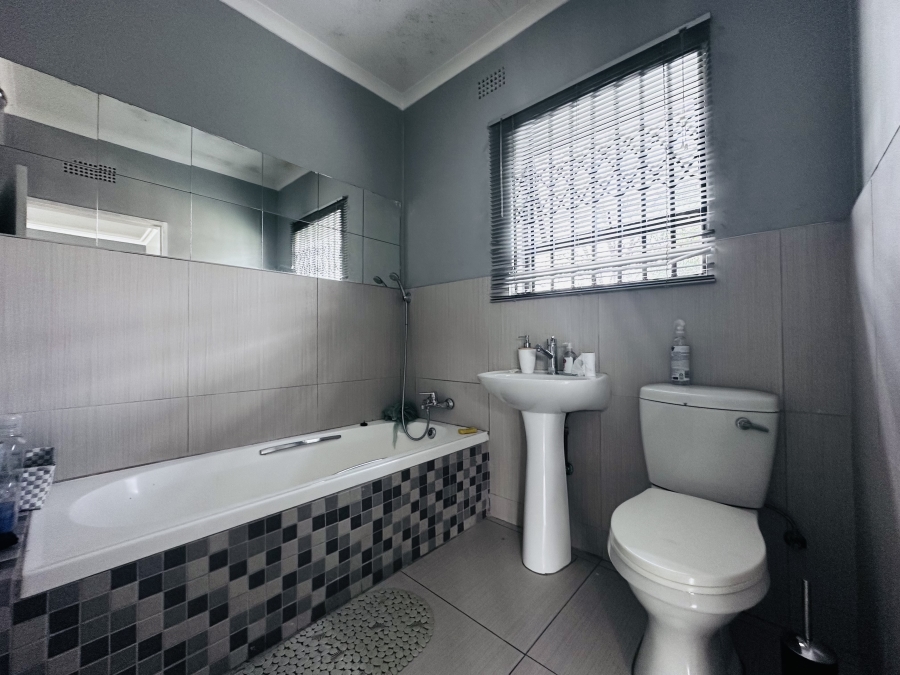 3 Bedroom Property for Sale in Sharon Park Gauteng