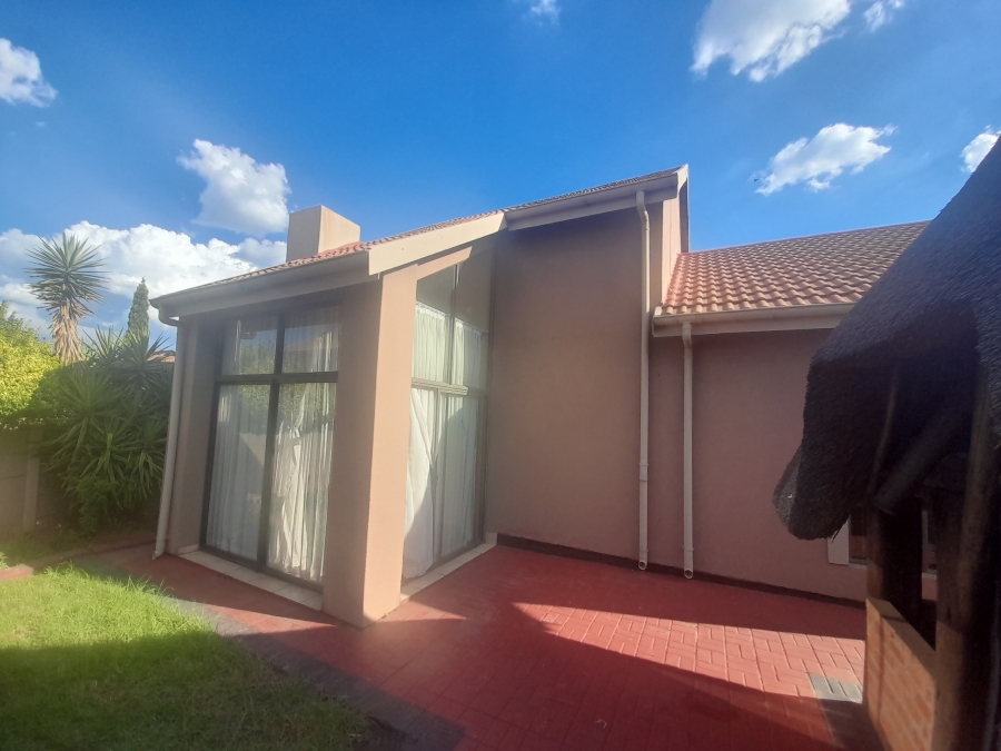 To Let 3 Bedroom Property for Rent in Vanderbijlpark SE 10 Gauteng