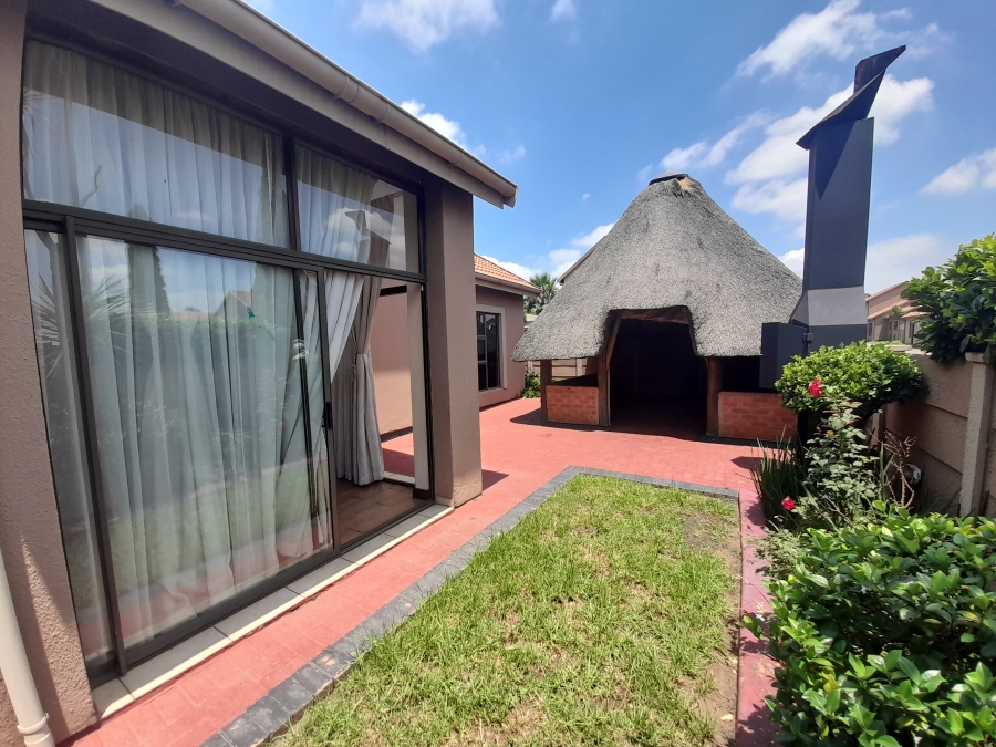To Let 3 Bedroom Property for Rent in Vanderbijlpark SE 10 Gauteng