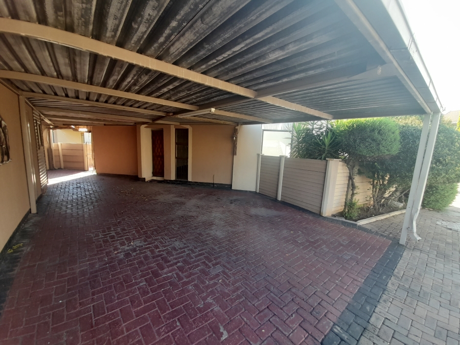 To Let 3 Bedroom Property for Rent in Vanderbijlpark SE 10 Gauteng