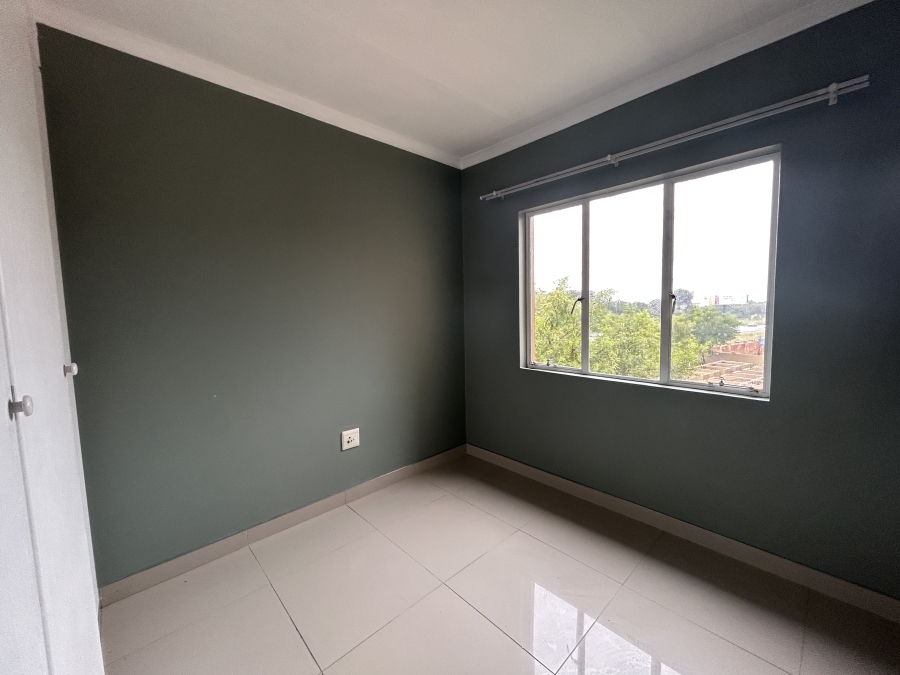To Let 2 Bedroom Property for Rent in North Riding Gauteng