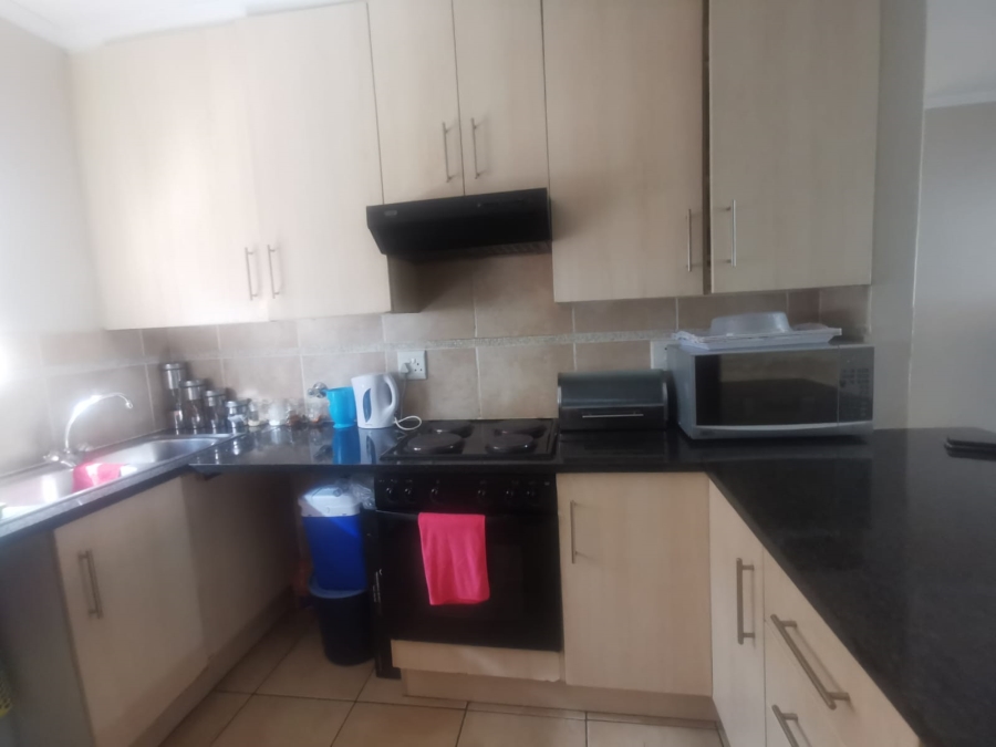 To Let 2 Bedroom Property for Rent in Rivonia Gauteng