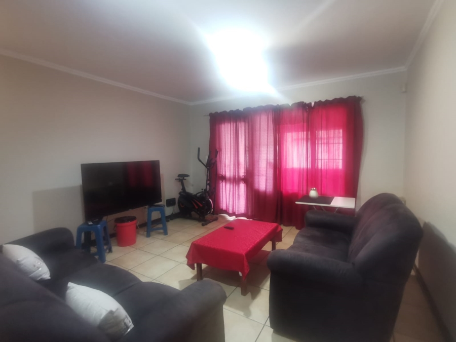 To Let 2 Bedroom Property for Rent in Rivonia Gauteng