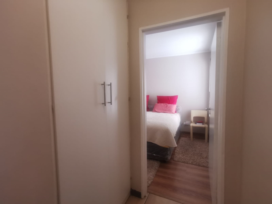 To Let 2 Bedroom Property for Rent in Rivonia Gauteng