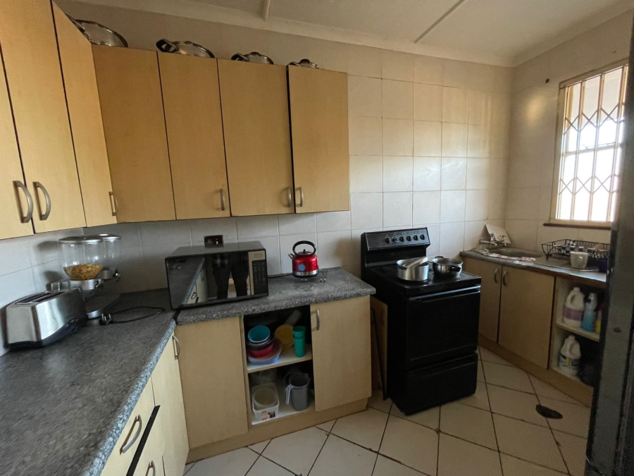 2 Bedroom Property for Sale in Vanderbijlpark CW 2 Gauteng