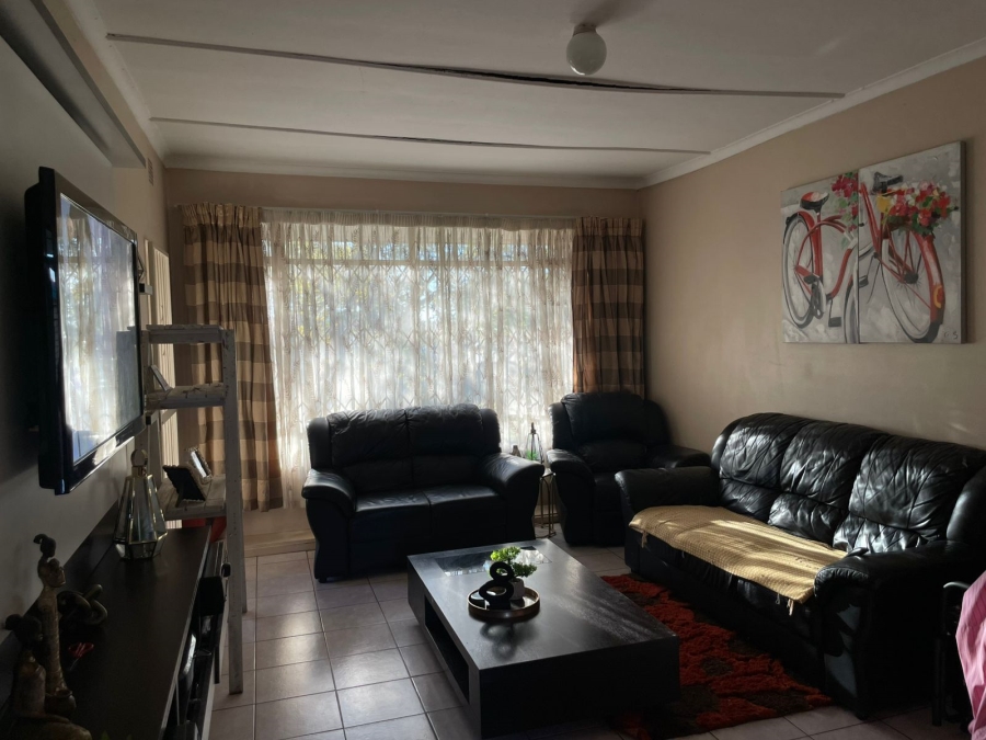 2 Bedroom Property for Sale in Vanderbijlpark CW 2 Gauteng