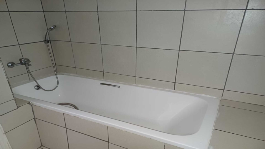To Let 2 Bedroom Property for Rent in Vanderbijlpark CW 5 Gauteng