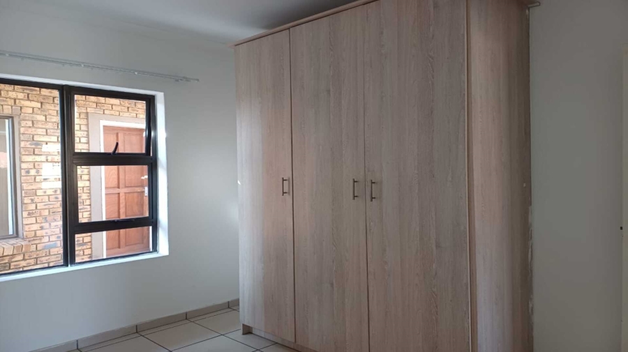 To Let 2 Bedroom Property for Rent in Vanderbijlpark CW 5 Gauteng