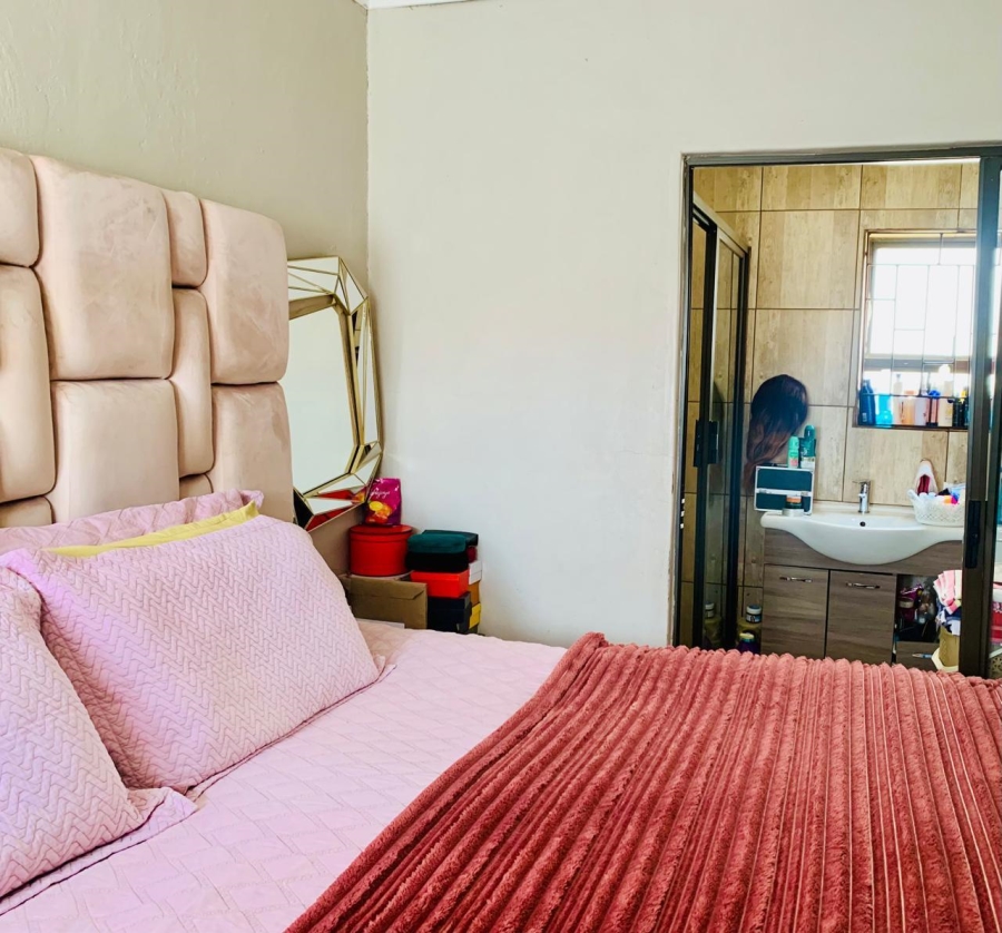4 Bedroom Property for Sale in Ratanda Gauteng