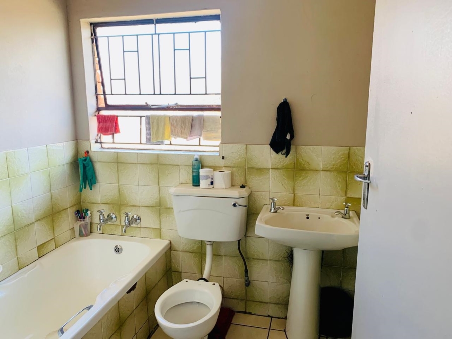 4 Bedroom Property for Sale in Ratanda Gauteng