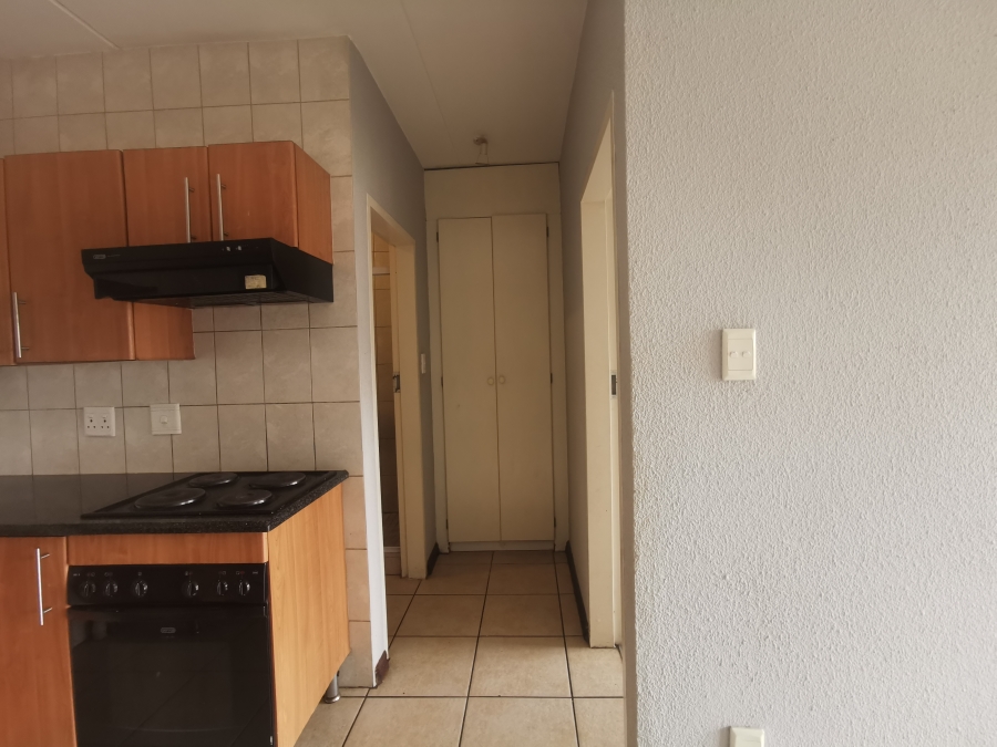 To Let 2 Bedroom Property for Rent in Bloubosrand Gauteng