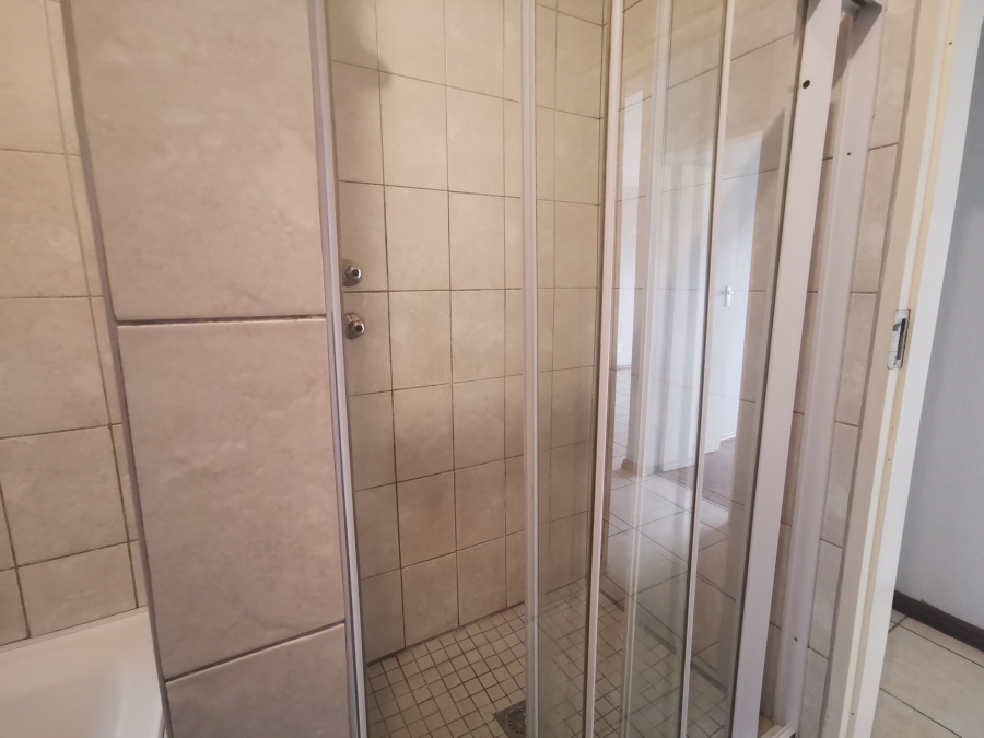 To Let 2 Bedroom Property for Rent in Bloubosrand Gauteng
