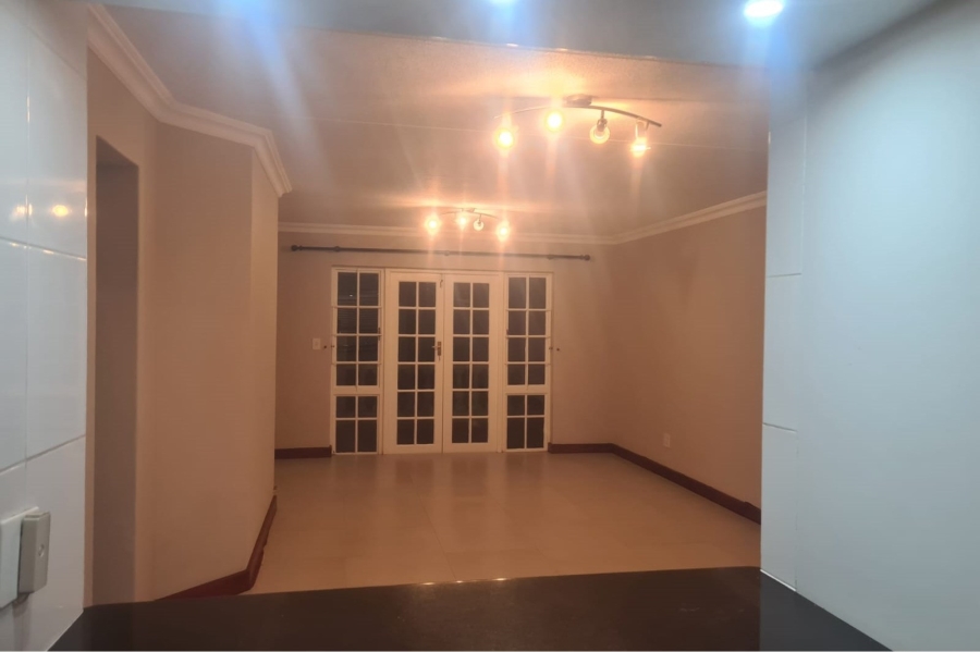 To Let 2 Bedroom Property for Rent in Morningside Gauteng