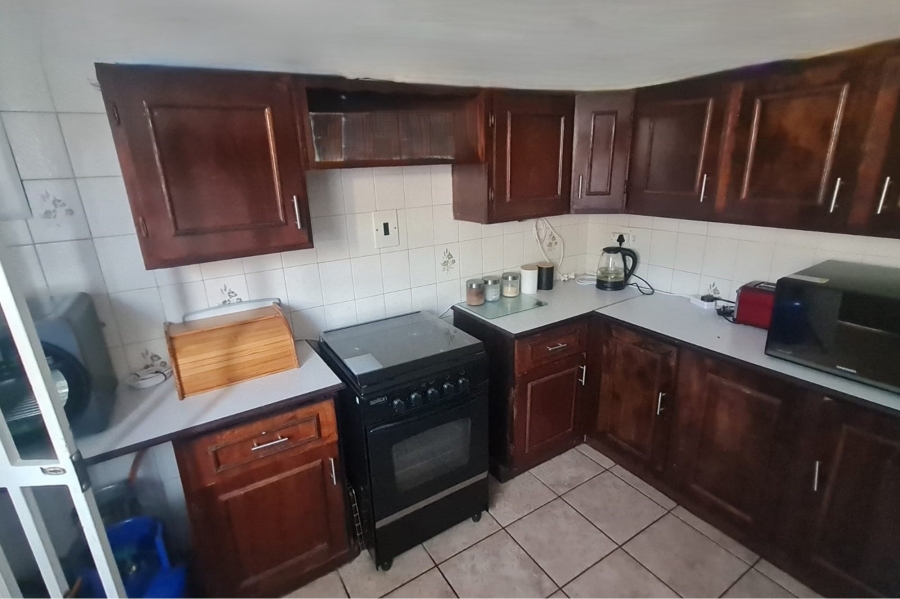 2 Bedroom Property for Sale in Horison Park Gauteng
