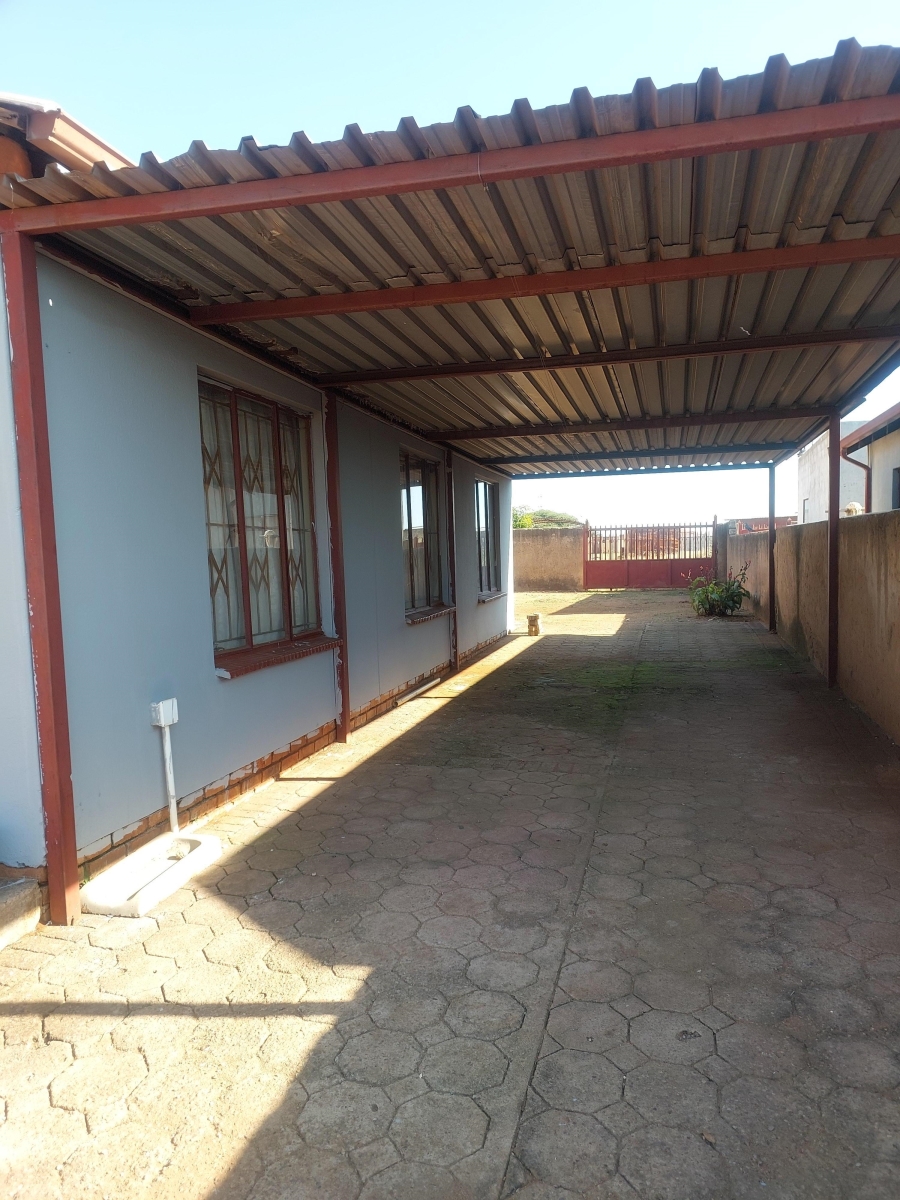 3 Bedroom Property for Sale in Soshanguve East Ext 6 Gauteng