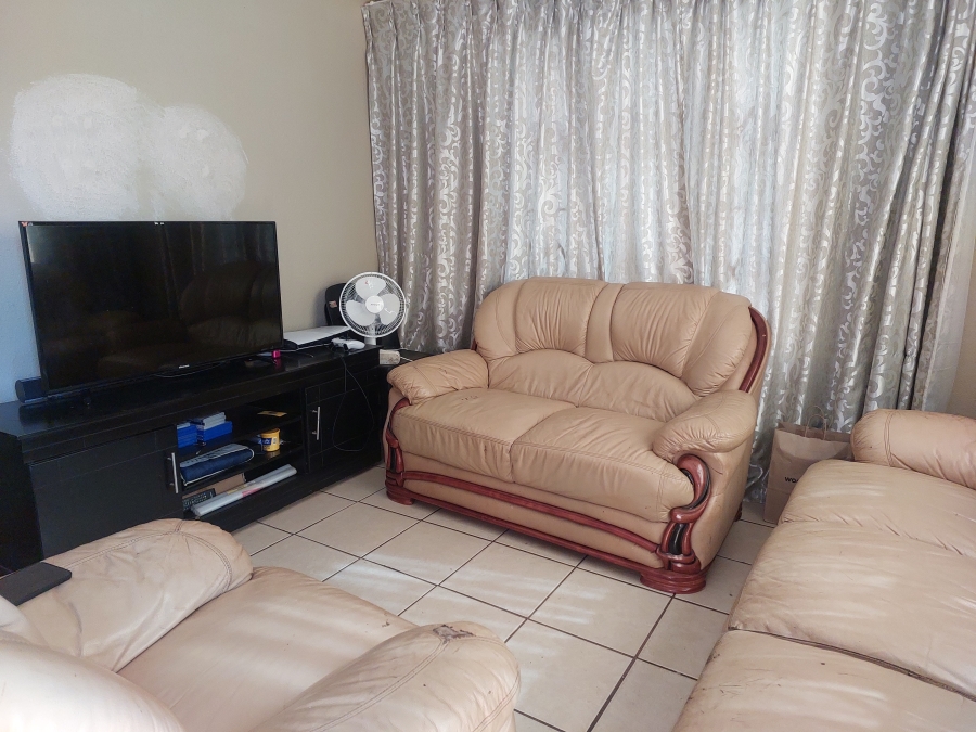 3 Bedroom Property for Sale in Soshanguve East Ext 6 Gauteng