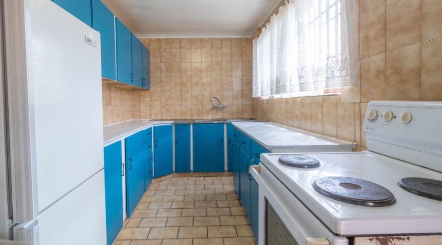 6 Bedroom Property for Sale in Rewlatch Gauteng