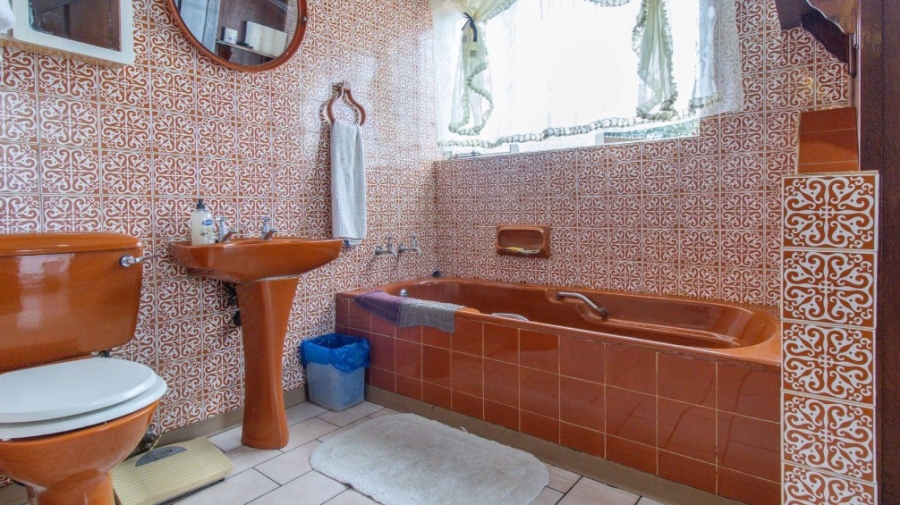 6 Bedroom Property for Sale in Rewlatch Gauteng