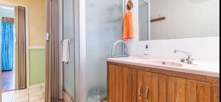 6 Bedroom Property for Sale in Rewlatch Gauteng