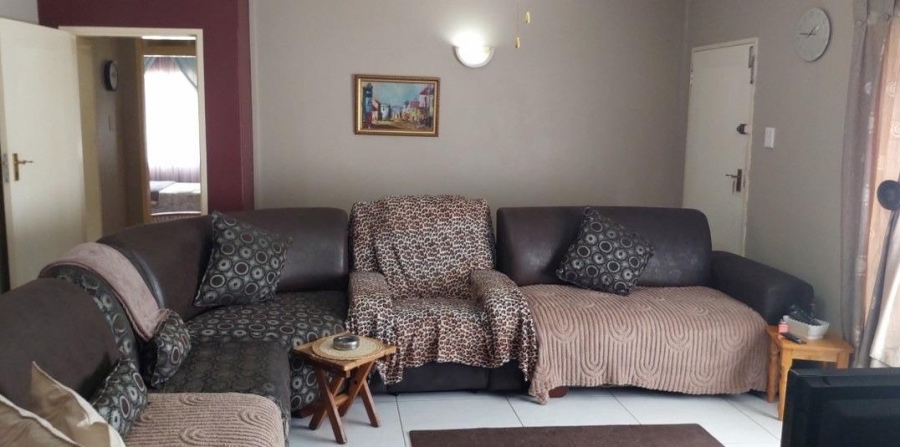 9 Bedroom Property for Sale in Tulisa Park Gauteng
